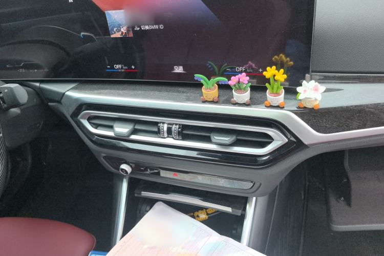 Used BMW 3 Series 2023 325Li M Sport Package Interior 2