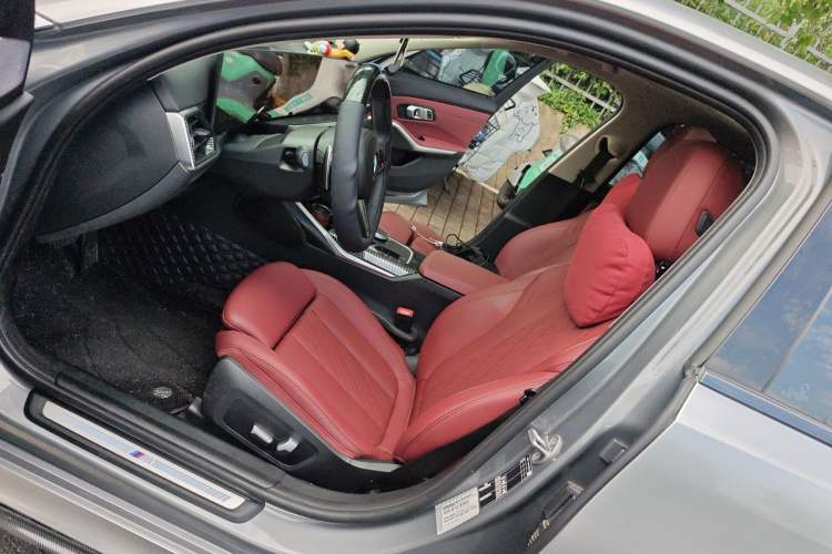 Used BMW 3 Series 2023 325Li M Sport Package Left Front Seat