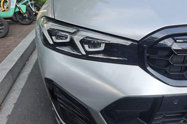Used BMW 3 Series 2023 325Li M Sport Package Right Front Headlight