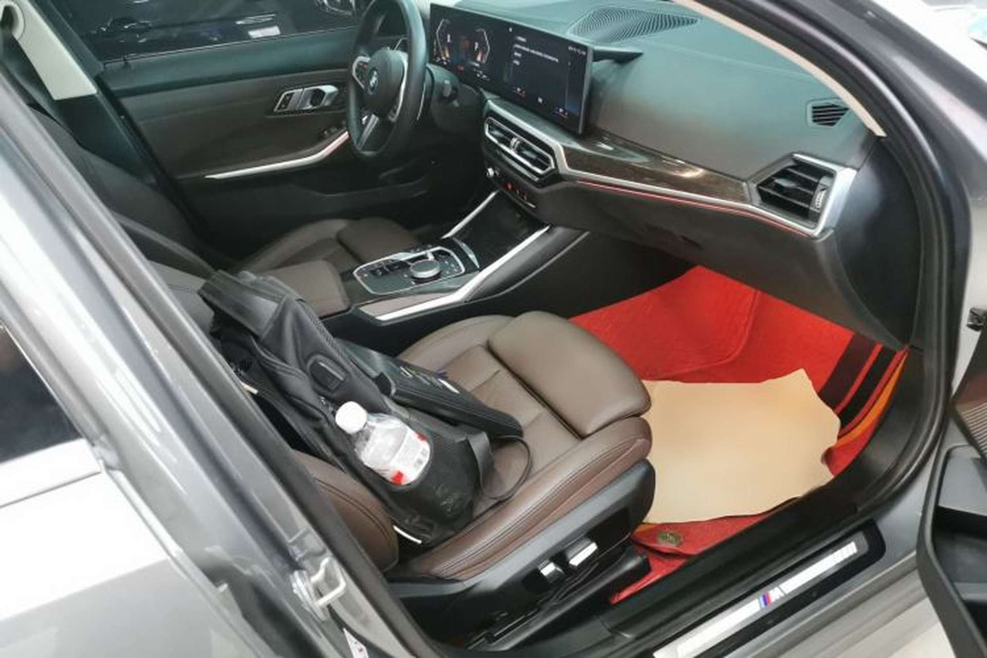 Used BMW 3 Series 2023 325Li M Sport Package Right Front Seat