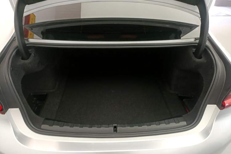 Used BMW 3 Series 2023 330Li M Sport Night Edition Package Trunk