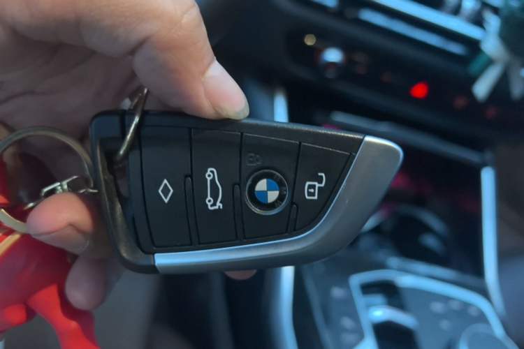 Used BMW 3 Series 2023 325Li M Sport Package Vehicle Key
