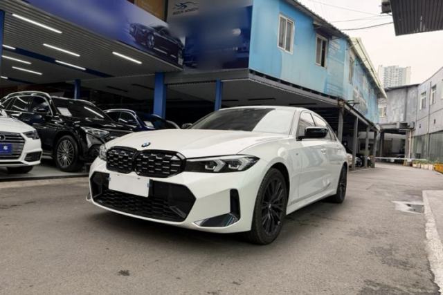 Ojetý BMW 3 Series 2023 325Li M Sport Night Edition Package