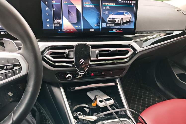 Used BMW 3 Series 2023 320Li M Sport Package Audio And AC Panel