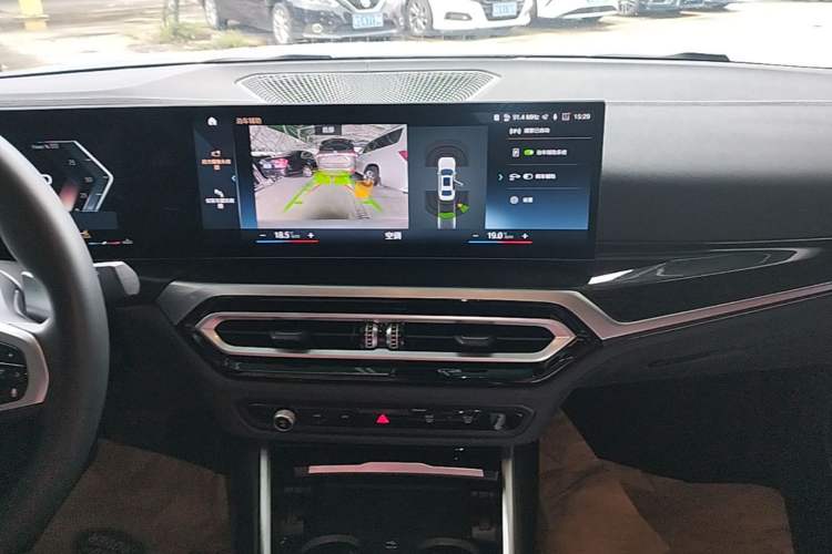 Used BMW 3 Series 2023 325Li M Sport Package Audio And AC Panel