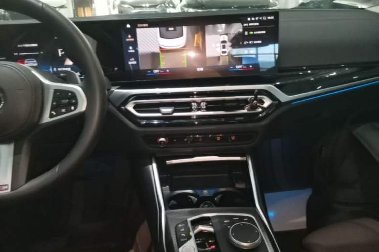 Used BMW 3 Series 2023 325Li M Sport Night Edition Package Audio And AC Panel