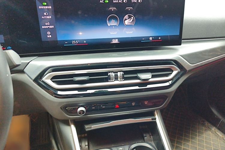 Used BMW 3 Series 2023 325i M Sport Package Audio And AC Panel