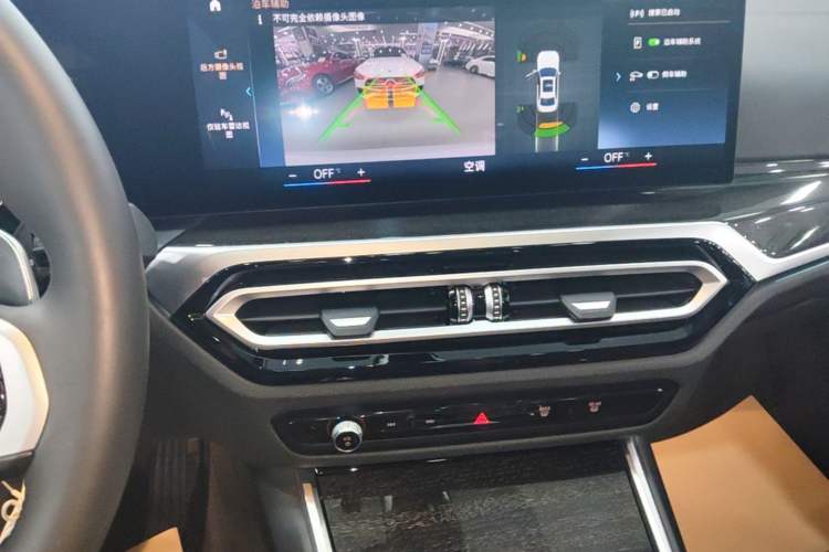 Used BMW 3 Series 2023 325Li M Sport Package Audio And AC Panel