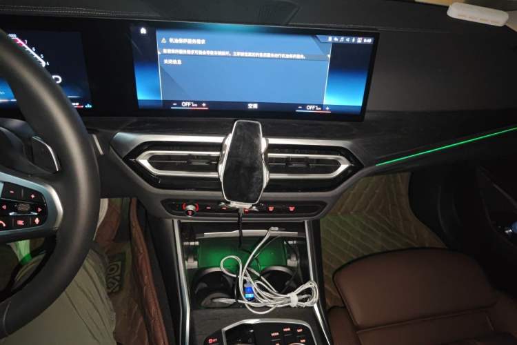 Used BMW 3 Series 2023 325i M Sport Package Audio And AC Panel