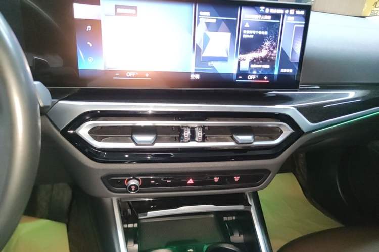 Used BMW 3 Series 2023 325Li M Sport Package Audio And AC Panel