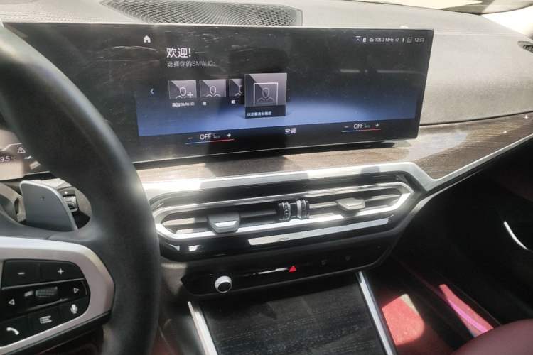 Used BMW 3 Series 2023 325Li M Sport Package Audio And AC Panel