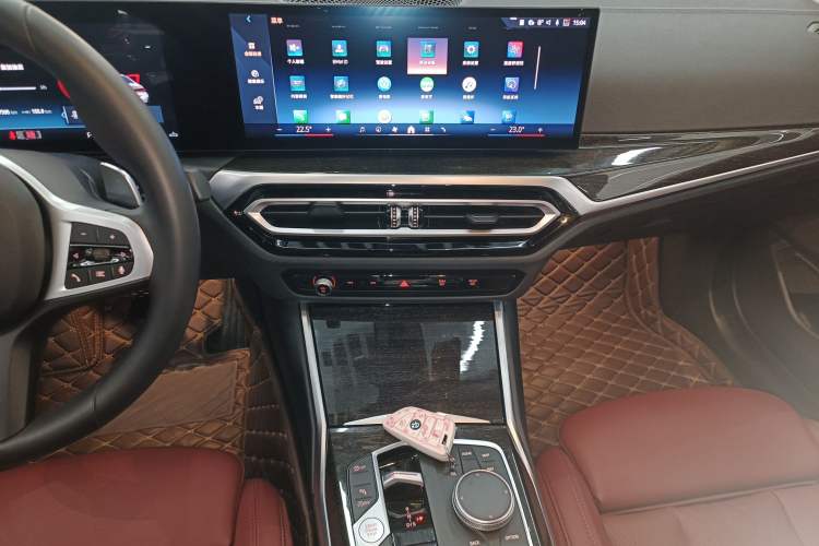 Used BMW 3 Series 2023 325Li M Sport Package Audio And AC Panel