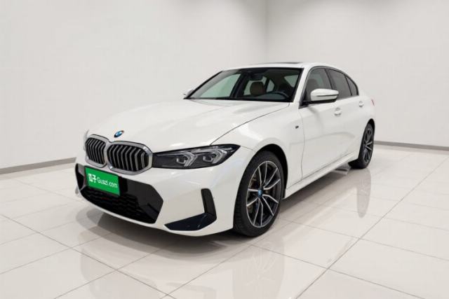 BMW 3 Series 2023 320Li M Sport Package مستعملة