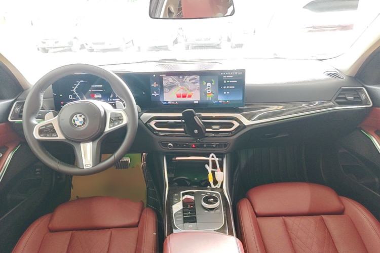 Used BMW 3 Series 2023 325Li M Sport Package Center Console