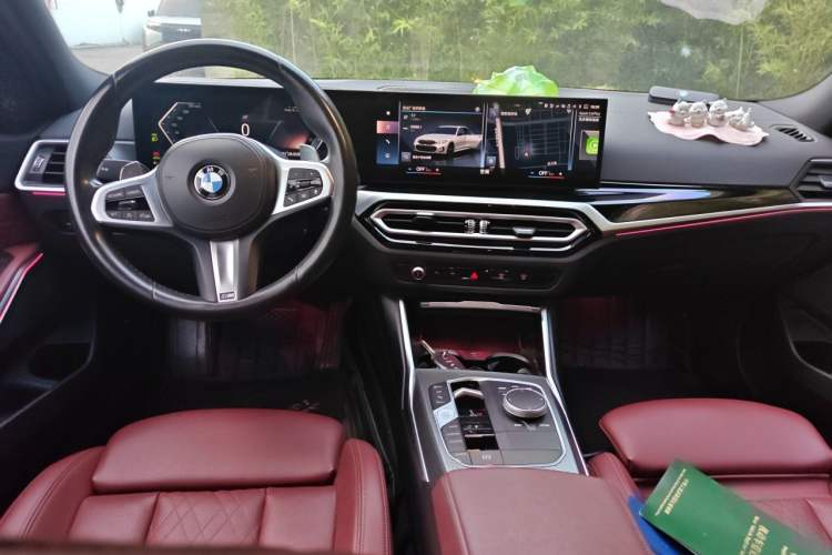 Used BMW 3 Series 2023 325i M Sport Night Edition Package Center Console