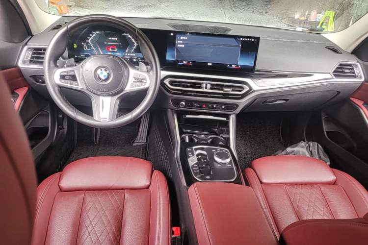 Used BMW 3 Series 2023 320Li M Sport Package Center Console