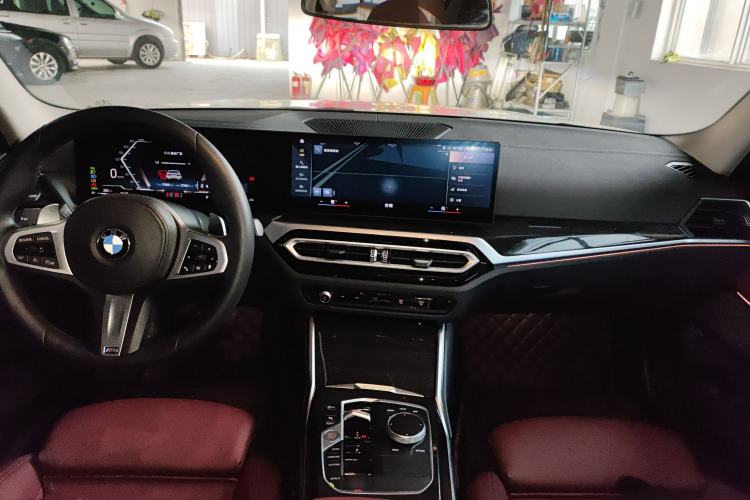 Used BMW 3 Series 2023 325Li M Sport Package Center Console