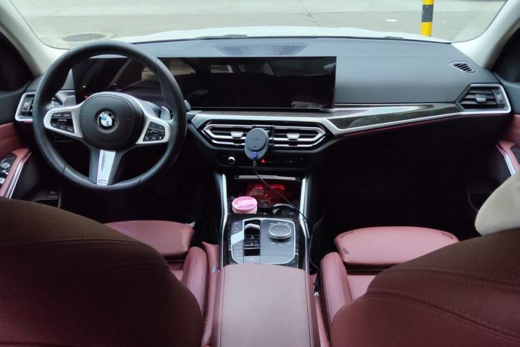 Used BMW 3 Series 2023 325Li M Sport Package Center Console