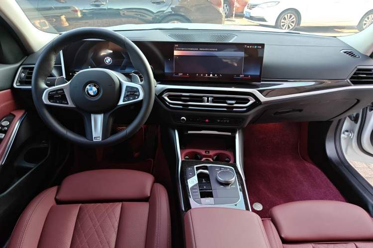 Used BMW 3 Series 2023 325Li M Sport Package Center Console