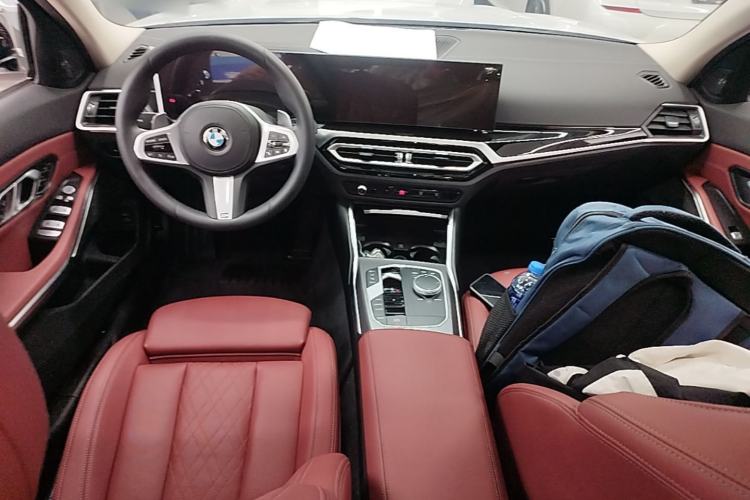 Used BMW 3 Series 2023 325Li M Sport Night Edition Package Center Console