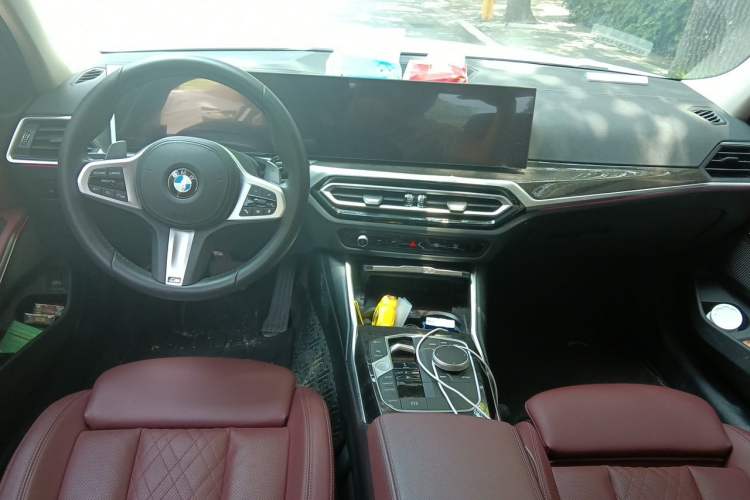 Used BMW 3 Series 2023 325Li M Sport Package Center Console