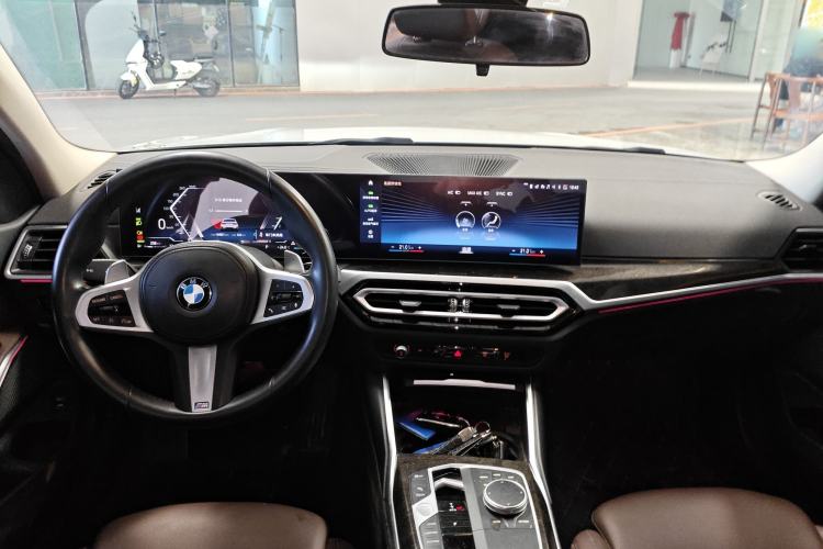 Used BMW 3 Series 2023 325Li M Sport Package Center Console