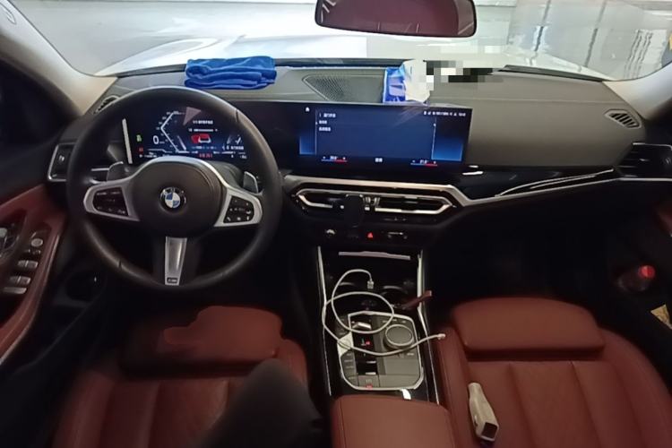 Used BMW 3 Series 2023 320Li M Sport Package Center Console