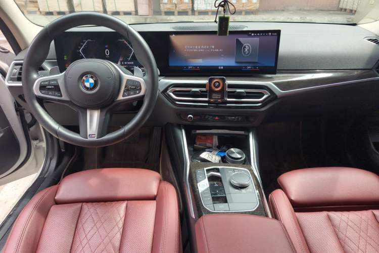 Used BMW 3 Series 2023 325Li M Sport Package Center Console