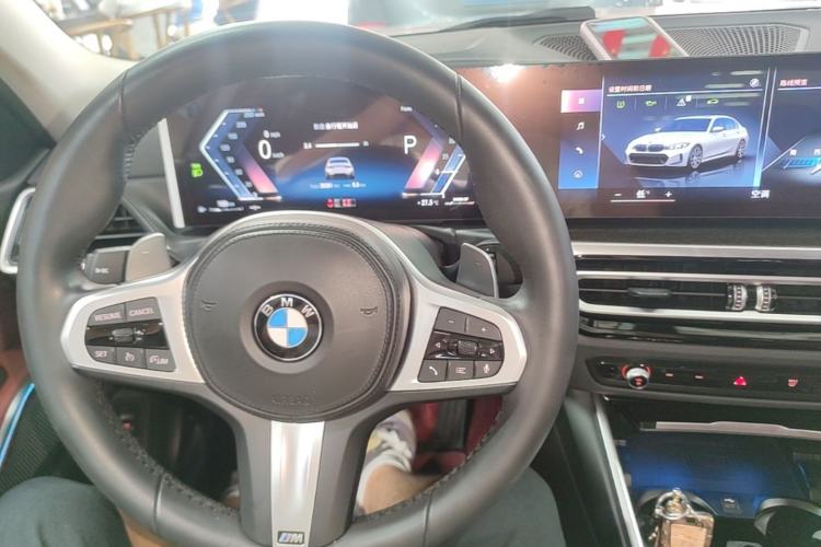 Used BMW 3 Series 2023 325Li M Sport Package Center Console