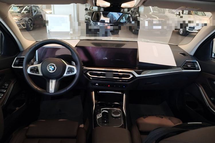 Used BMW 3 Series 2023 325Li M Sport Package Center Console