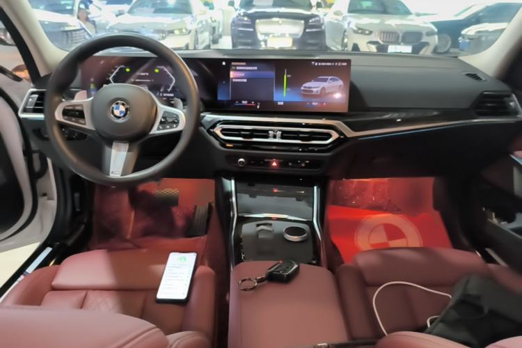 Used BMW 3 Series 2023 325Li M Sport Package Center Console