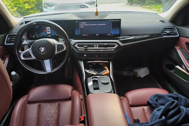 Used BMW 3 Series 2023 320Li M Sport Package Center Console