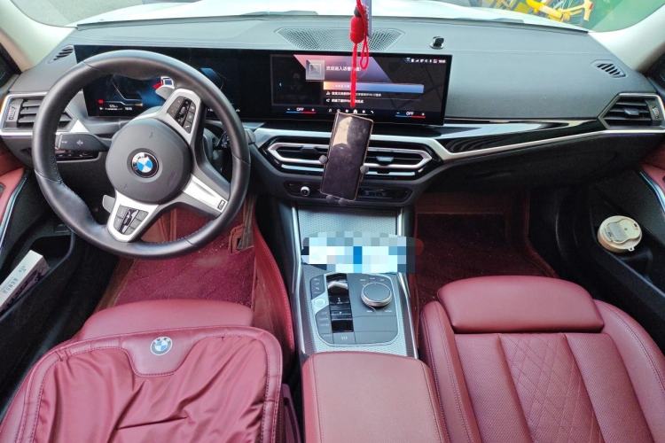 Used BMW 3 Series 2023 325Li M Sport Night Edition Package Center Console