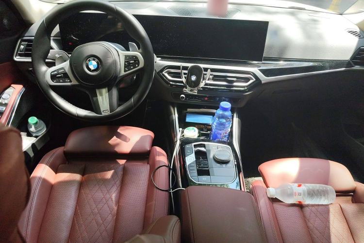 Used BMW 3 Series 2023 320Li M Sport Package Center Console