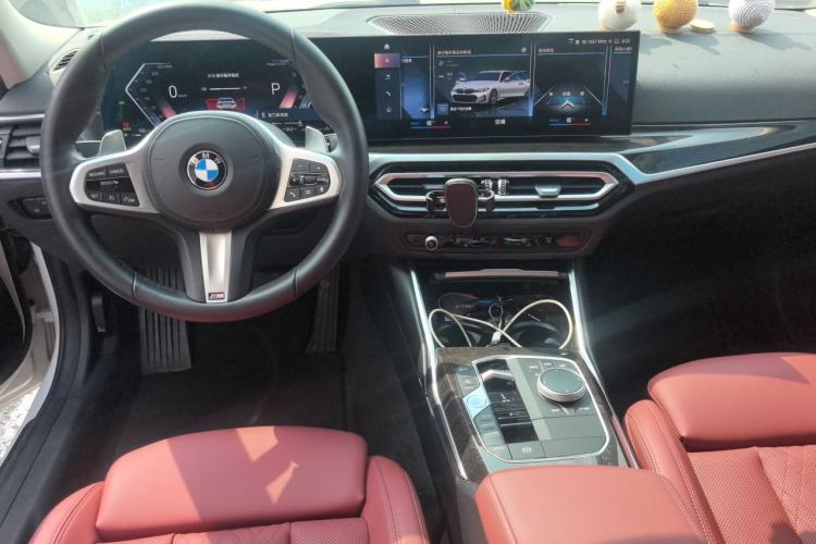 Used BMW 3 Series 2023 325Li M Sport Package Center Console