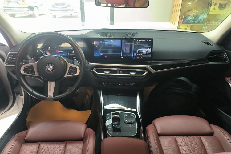 Used BMW 3 Series 2023 320Li M Sport Package Center Console