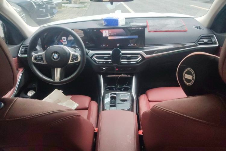 Used BMW 3 Series 2023 325Li M Sport Package Center Console
