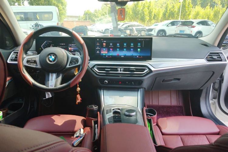 Used BMW 3 Series 2023 325Li M Sport Night Edition Package Center Console