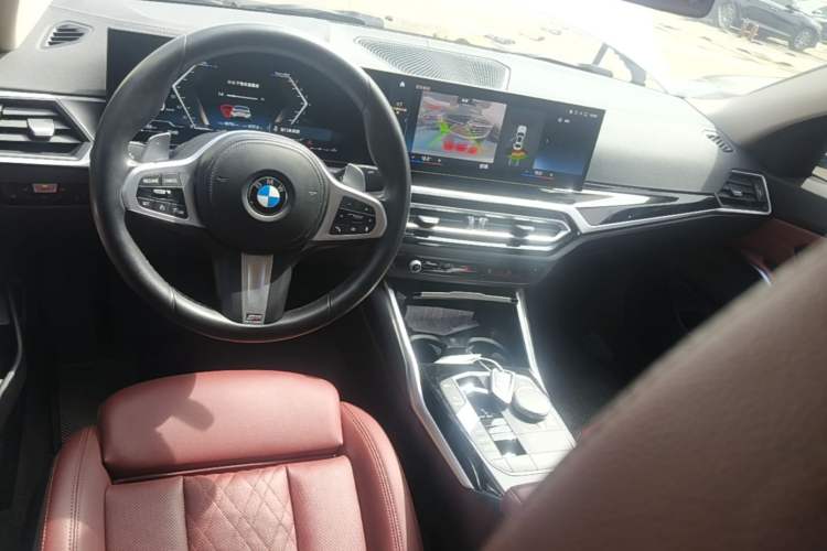 Used BMW 3 Series 2023 320Li M Sport Package Center Console