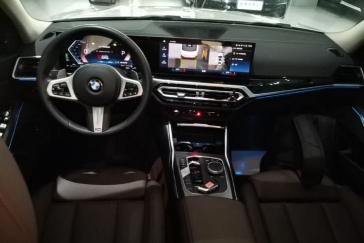 Used BMW 3 Series 2023 325Li M Sport Night Edition Package Center Console