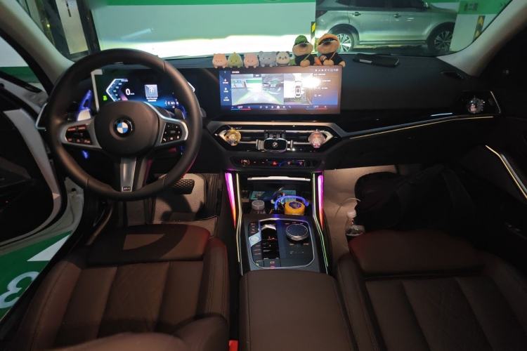 Used BMW 3 Series 2023 325Li M Sport Night Edition Package Center Console