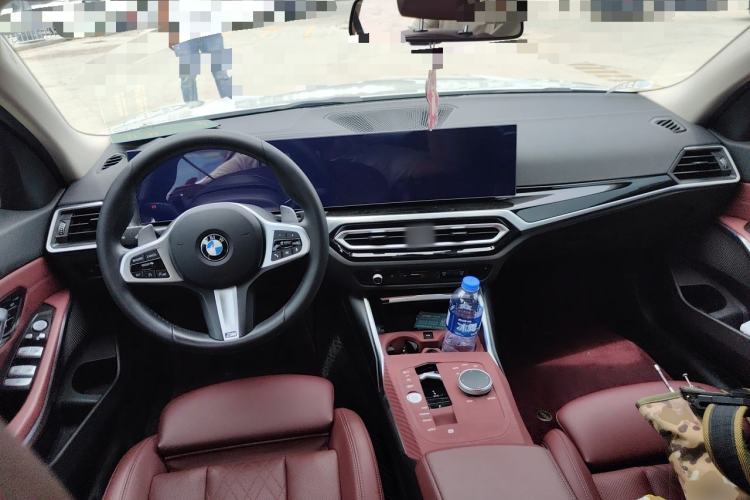 Used BMW 3 Series 2023 320Li M Sport Package Center Console