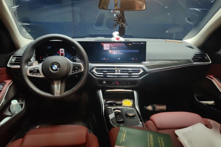 Used BMW 3 Series 2023 325Li M Sport Package Center Console