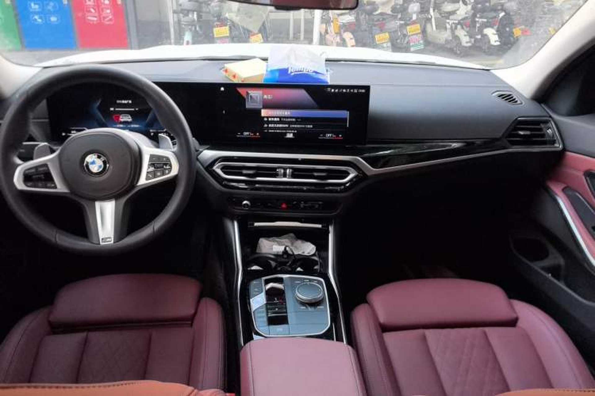 Used BMW 3 Series 2023 320Li M Sport Package Center Console