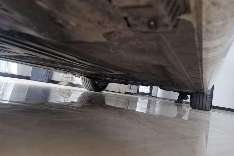 Used BMW 3 Series 2023 320Li M Sport Package Chassis Front Left