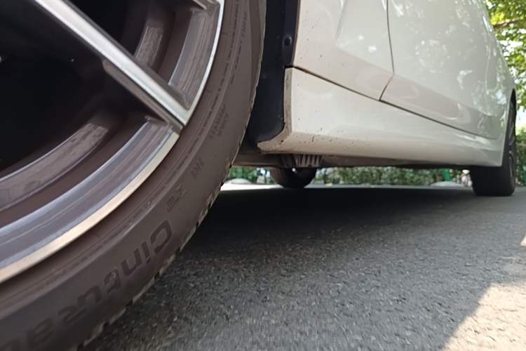 Used BMW 3 Series 2023 320Li M Sport Package Chassis Front Left