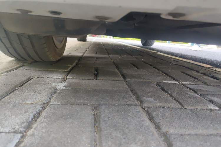 Used BMW 3 Series 2023 325Li M Sport Package Chassis Front Right