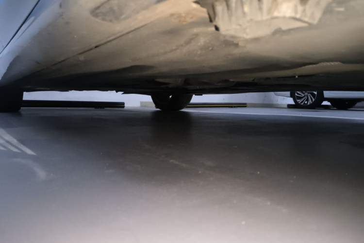 Used BMW 3 Series 2023 325Li M Sport Package Chassis Front Right