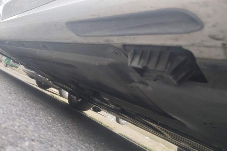 Used BMW 3 Series 2023 325Li M Sport Package Chassis Front Right