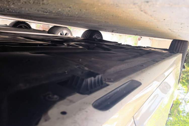Used BMW 3 Series 2023 325Li M Sport Package Chassis Front Right